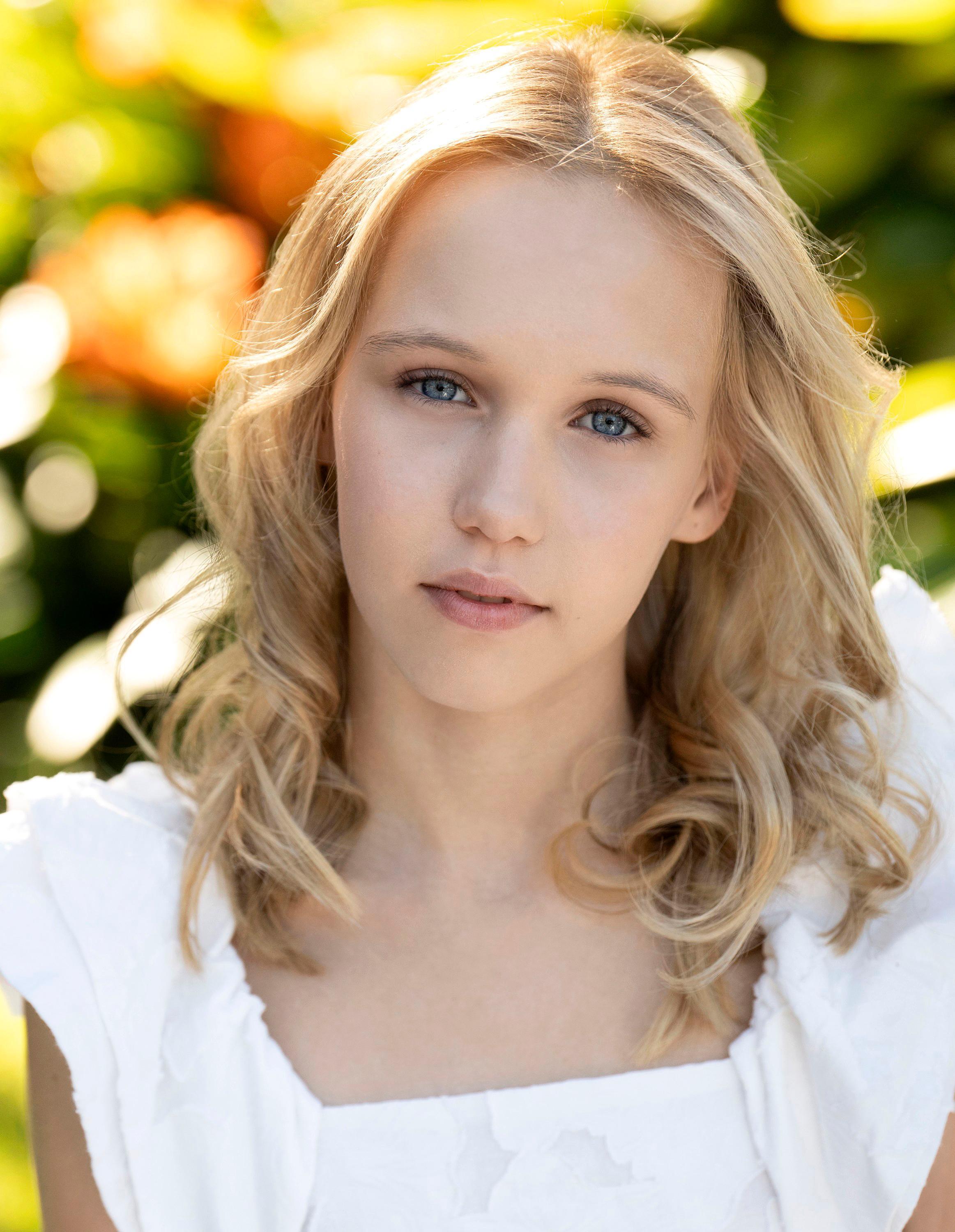 Mischa Heywood image