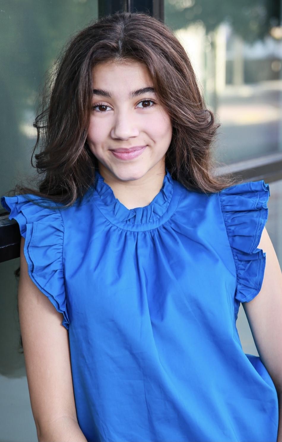 Chloe Perez image