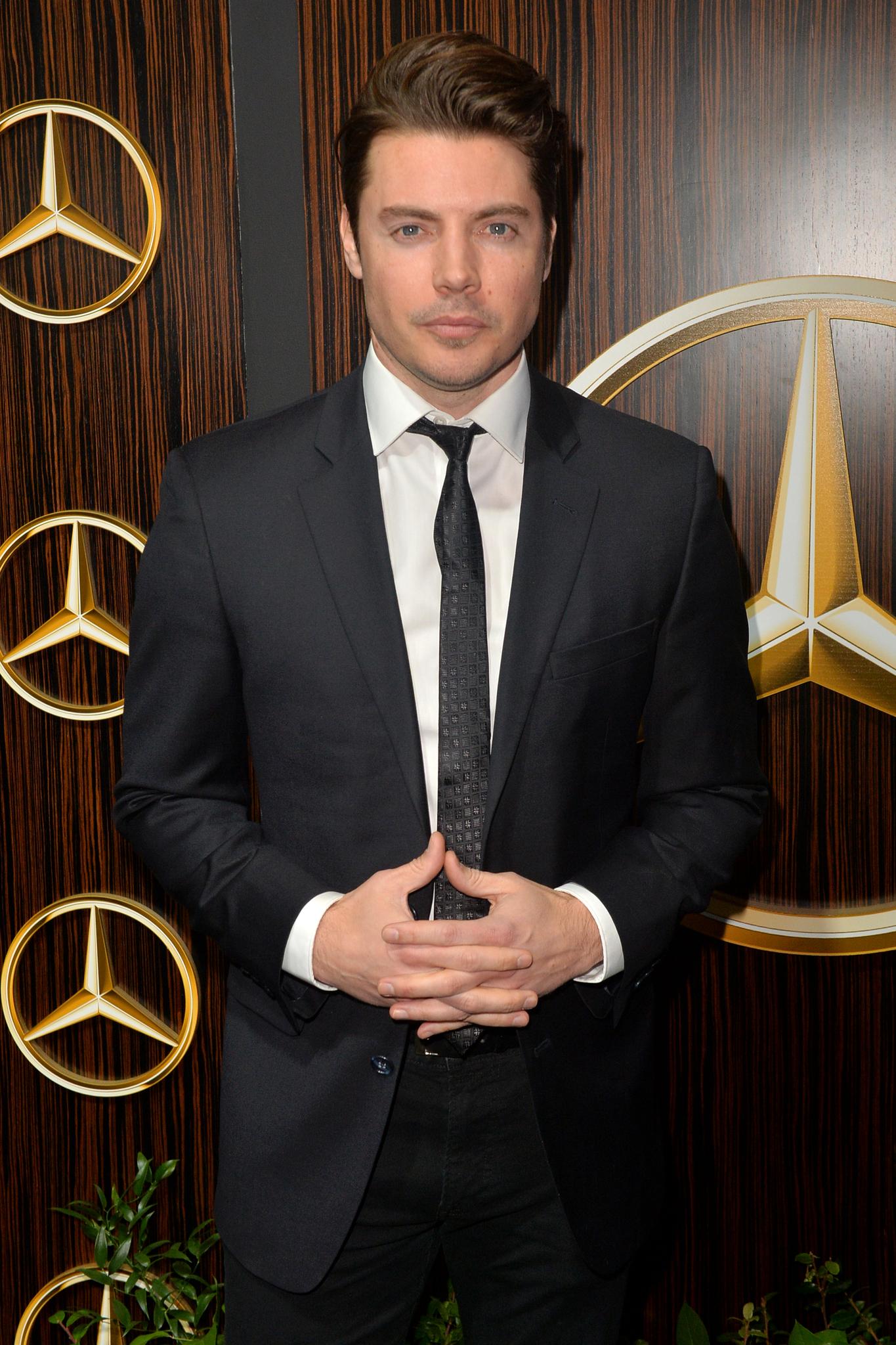Josh Henderson image