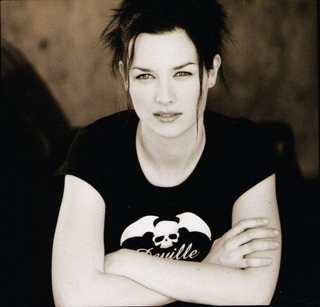 Erica Carroll image