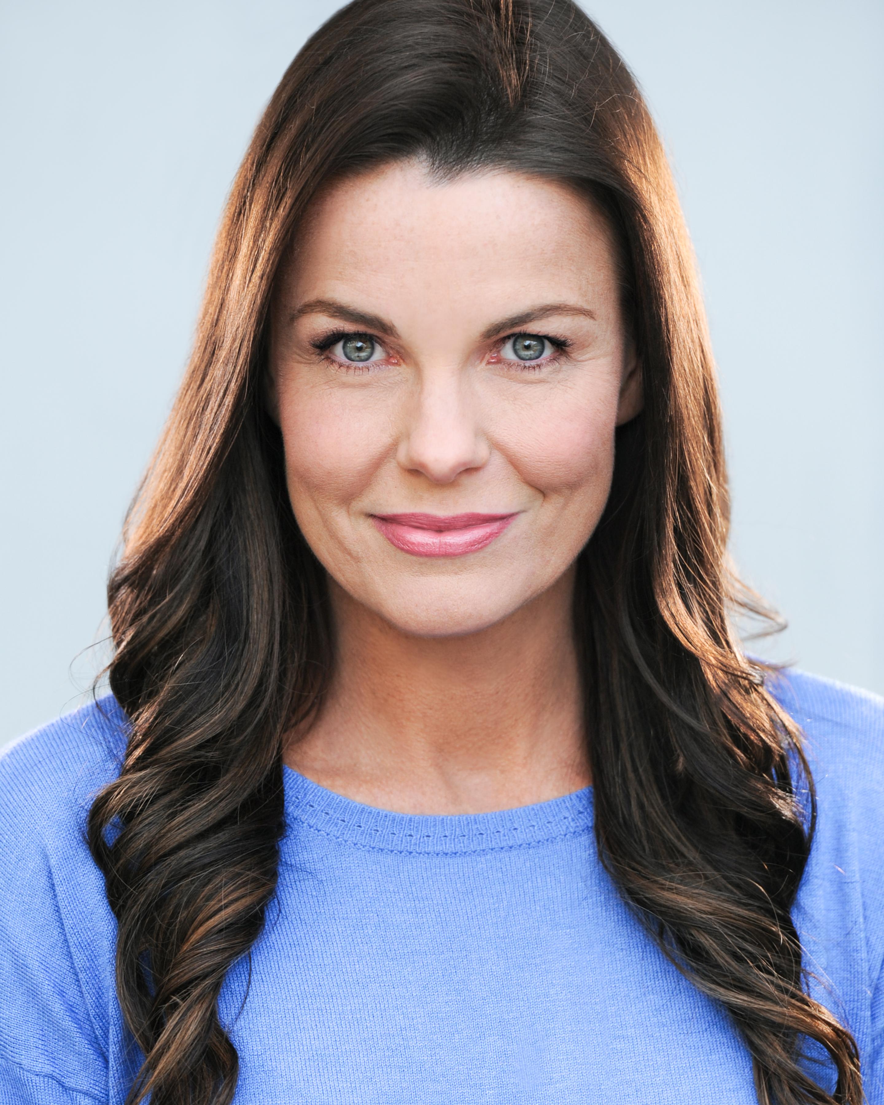 Lisa Stewart image