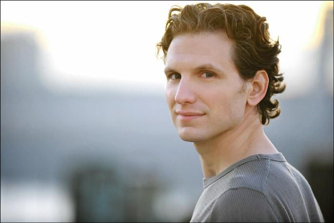 Sebastian Arcelus image