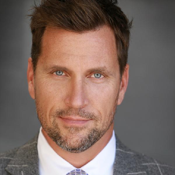Curt Doussett image