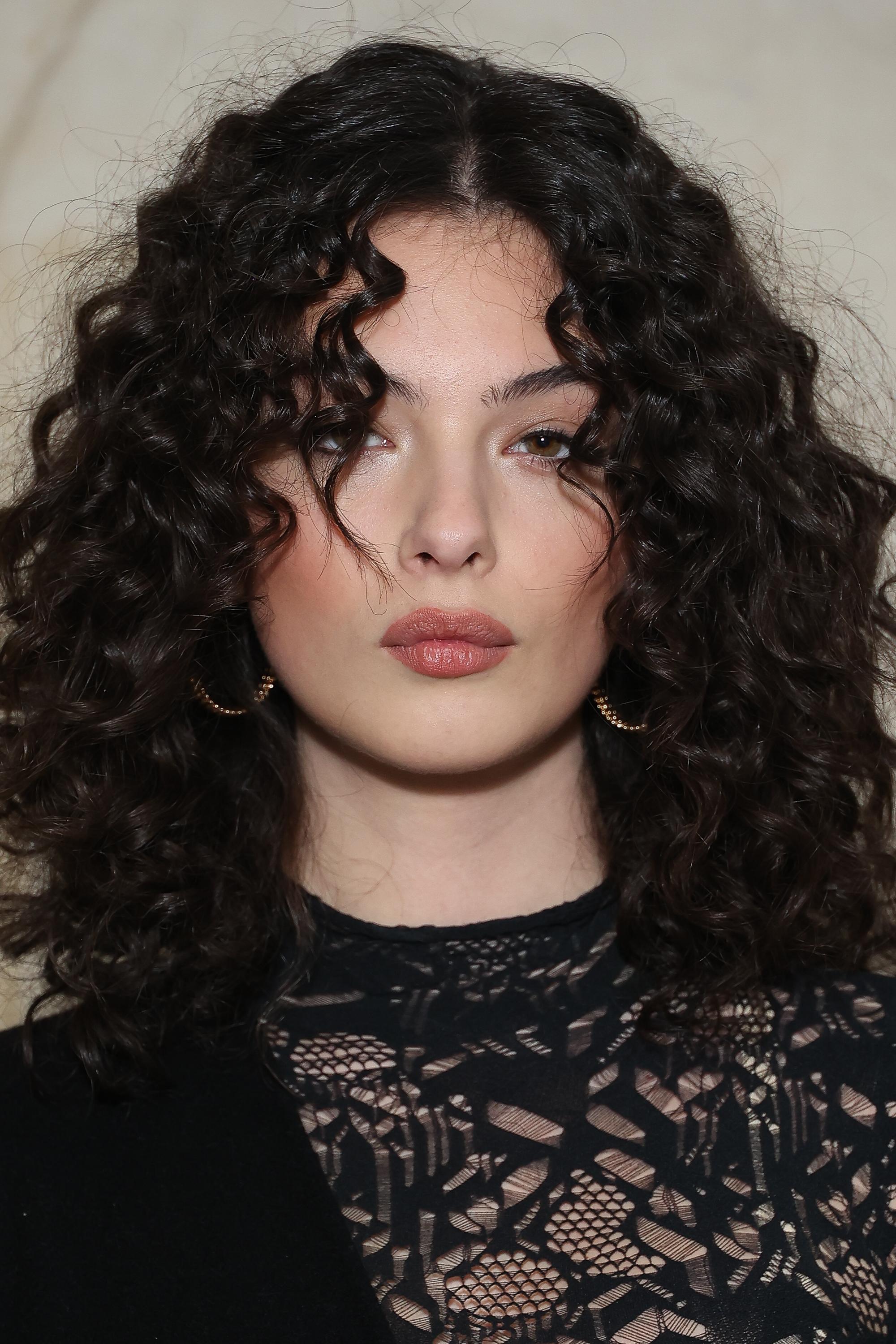 Deva Cassel image