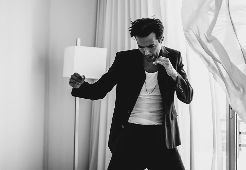 Guy Burnet image