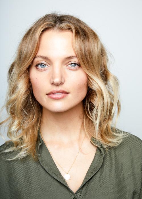 Amanda Booth image