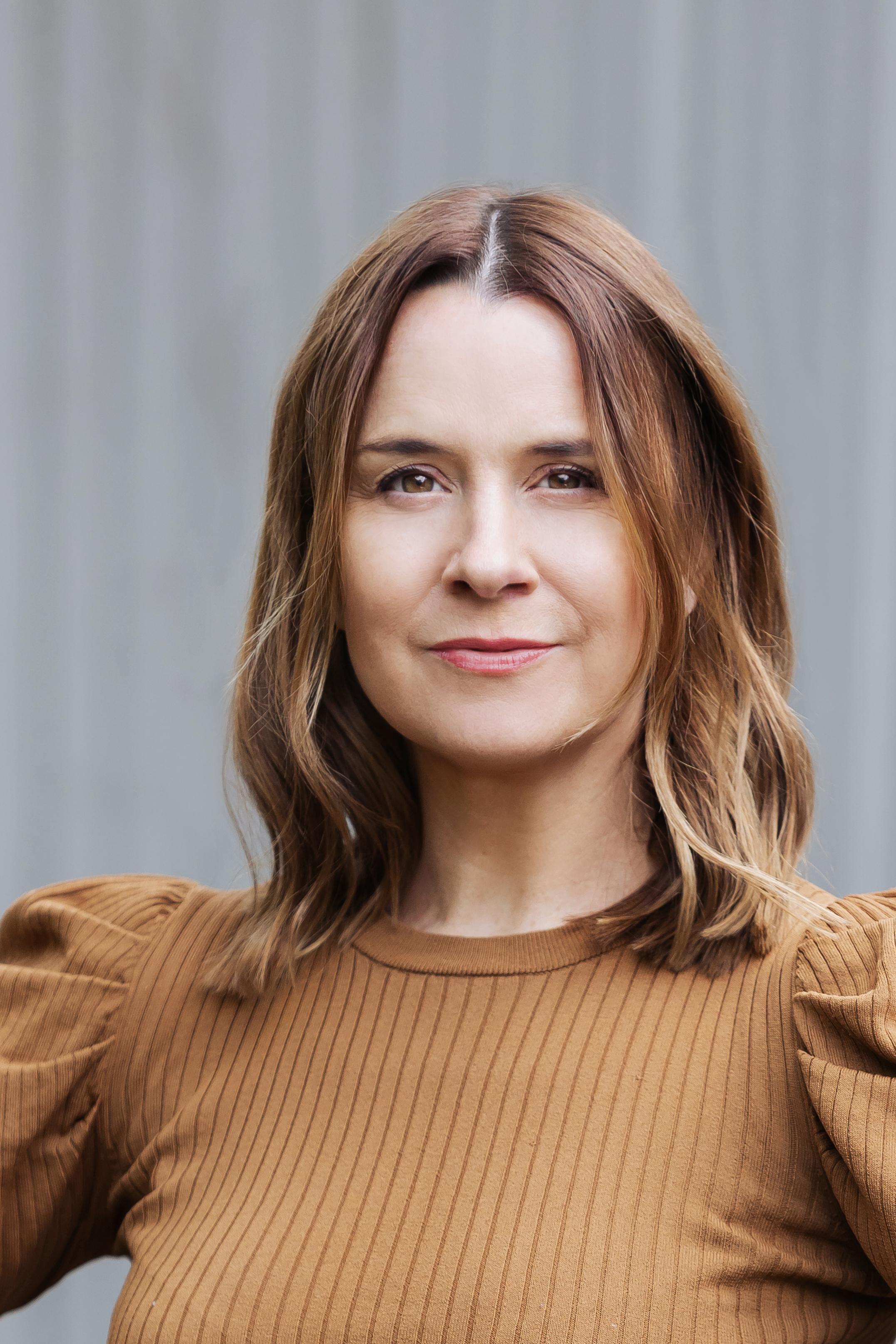 Emily Taheny image