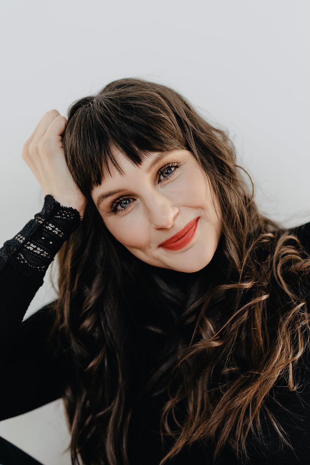 Molly Ryman image