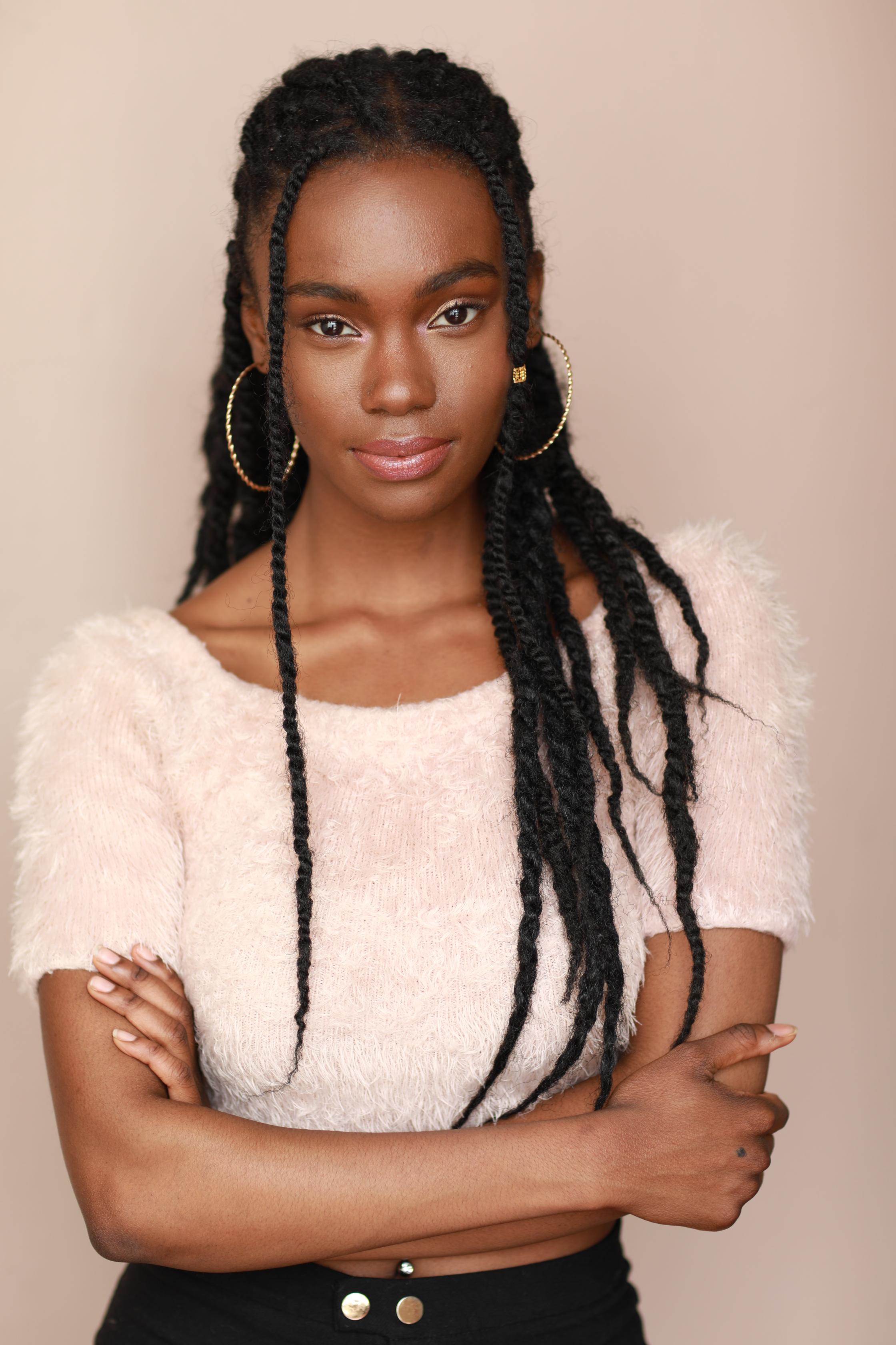 Nia Sondaya image