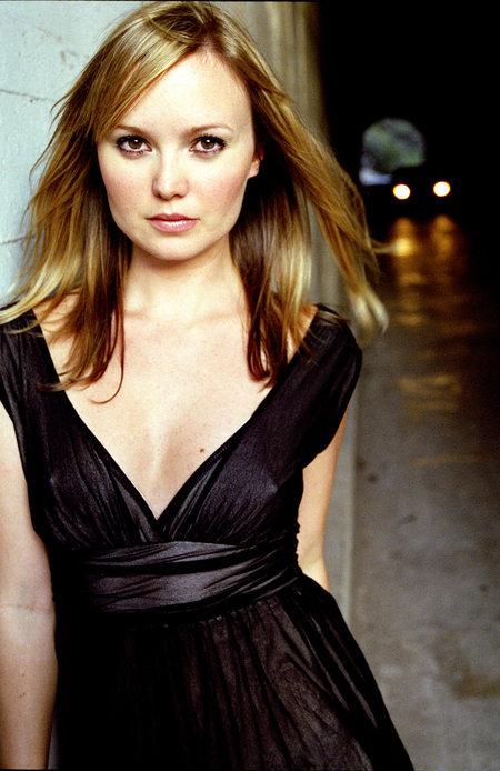Sara Simmonds image