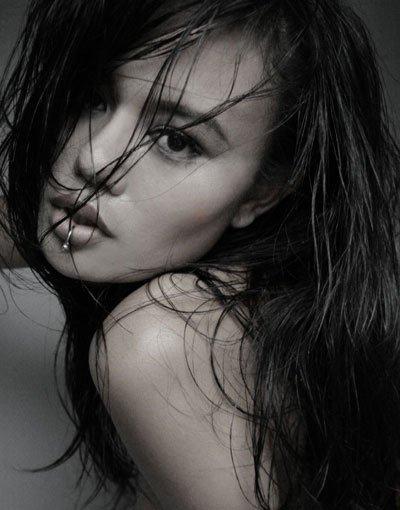 Annie Cruz image
