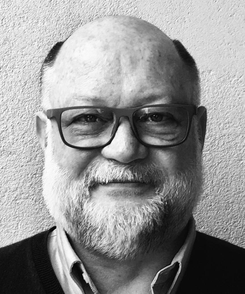 Stephen Hughes image