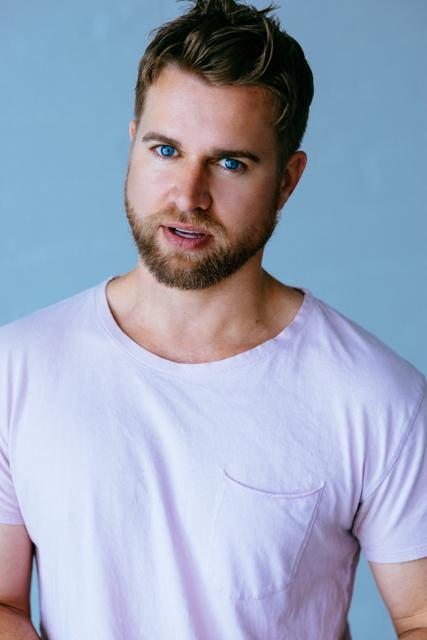 Randy Wayne image