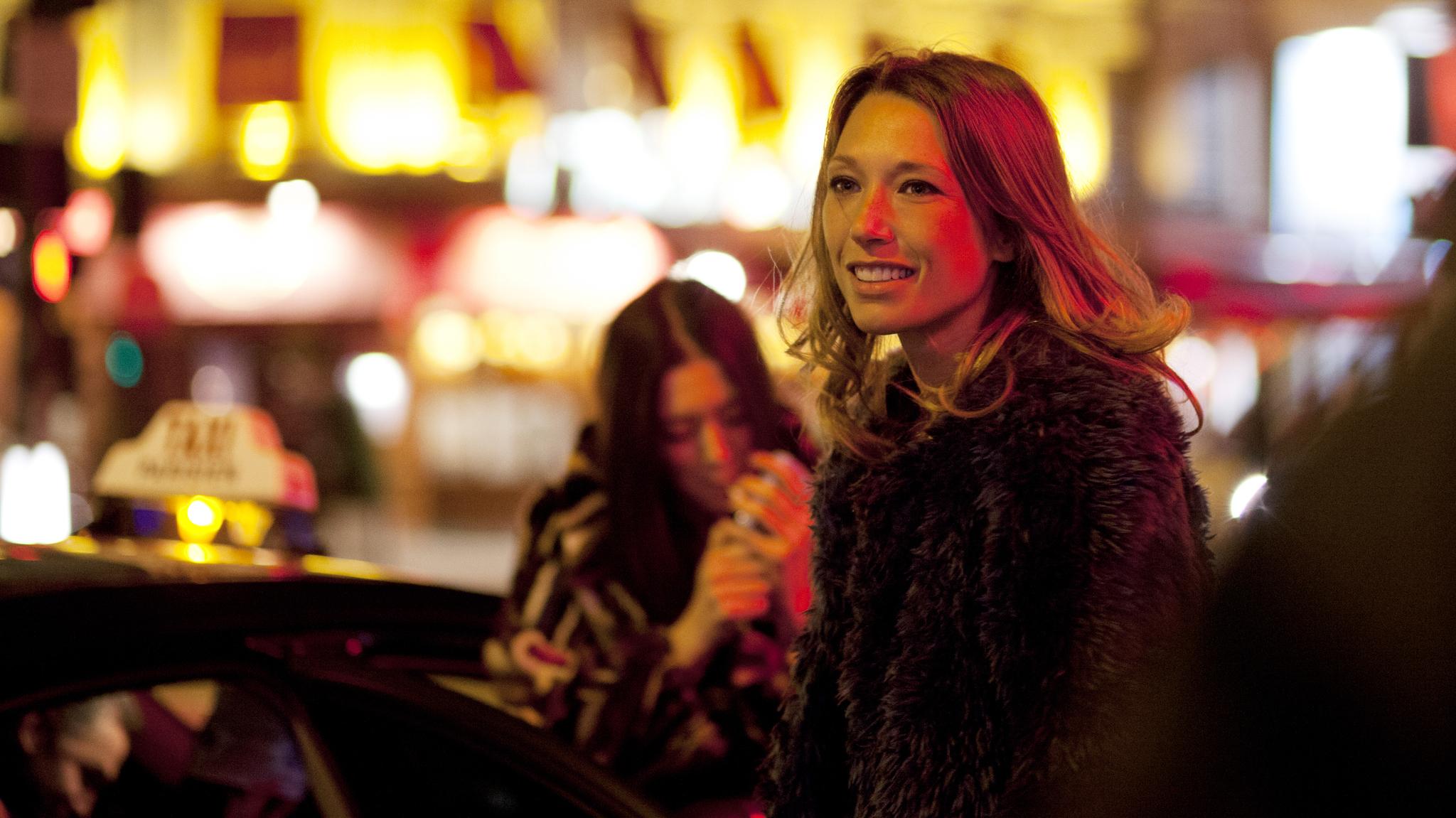 Laura Smet image