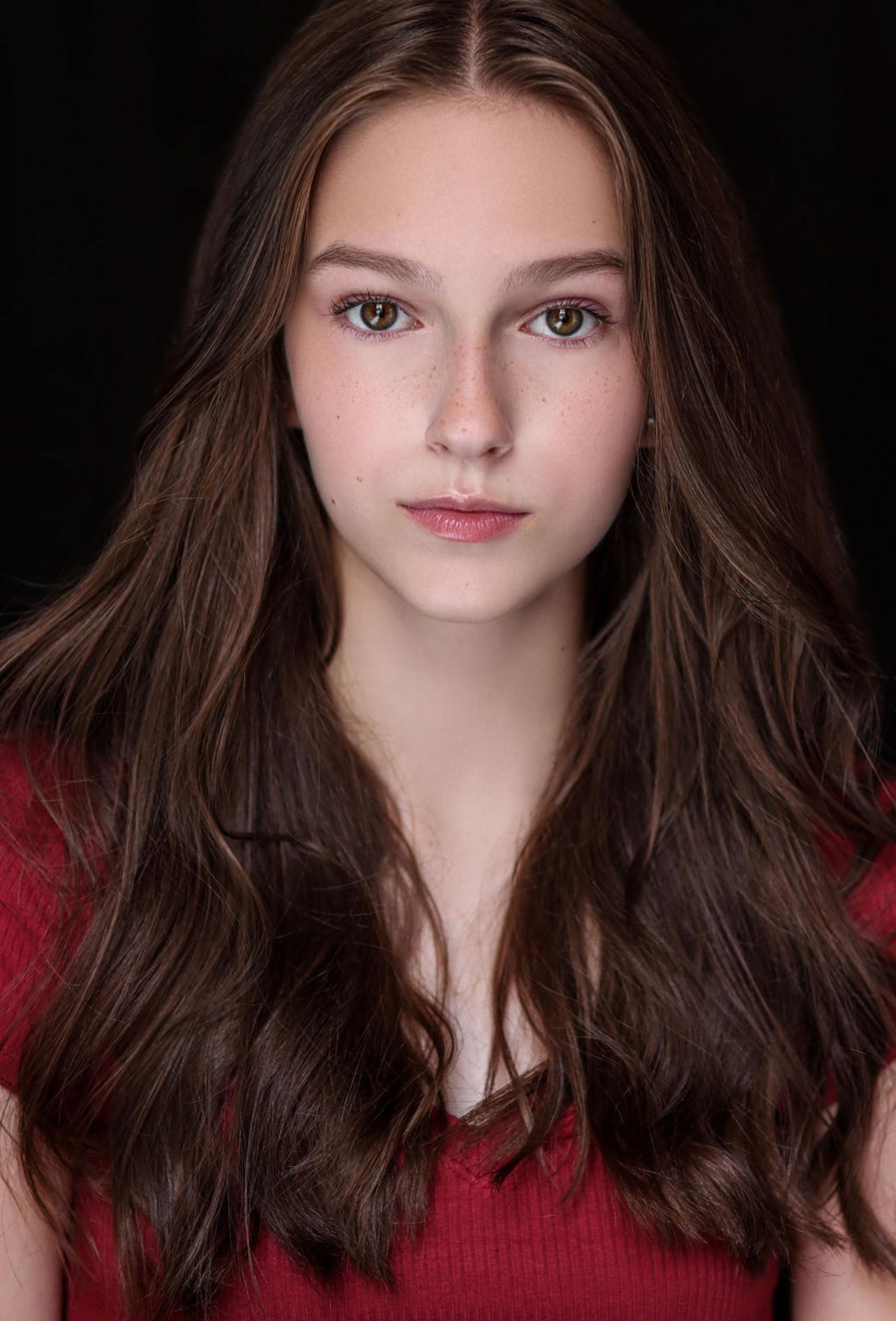 Elizabeth Kaluev image