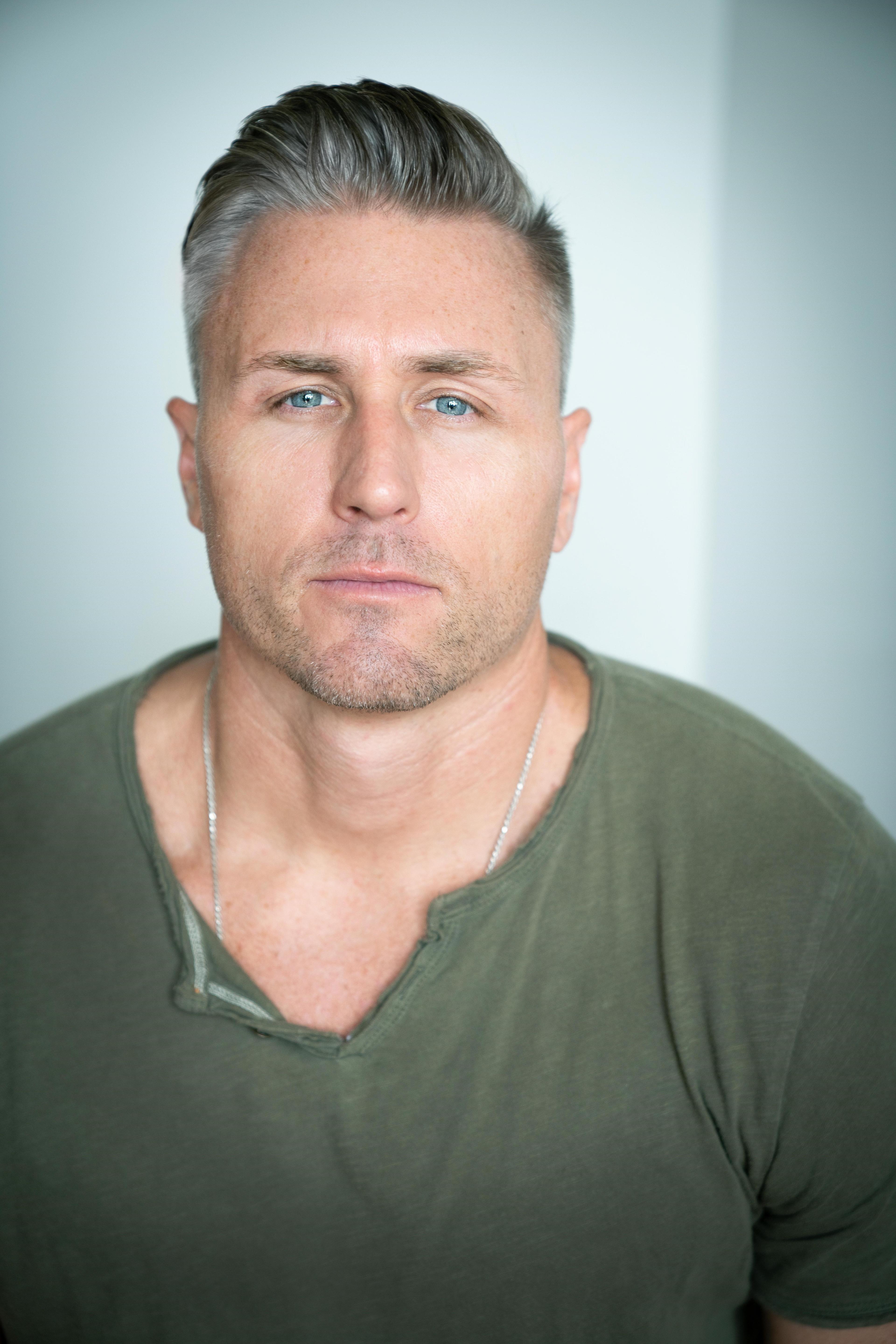 Chris Savery image
