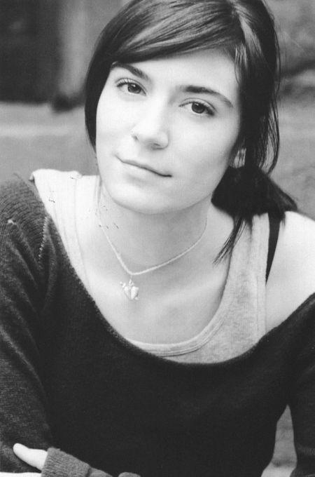 Hari Leigh image