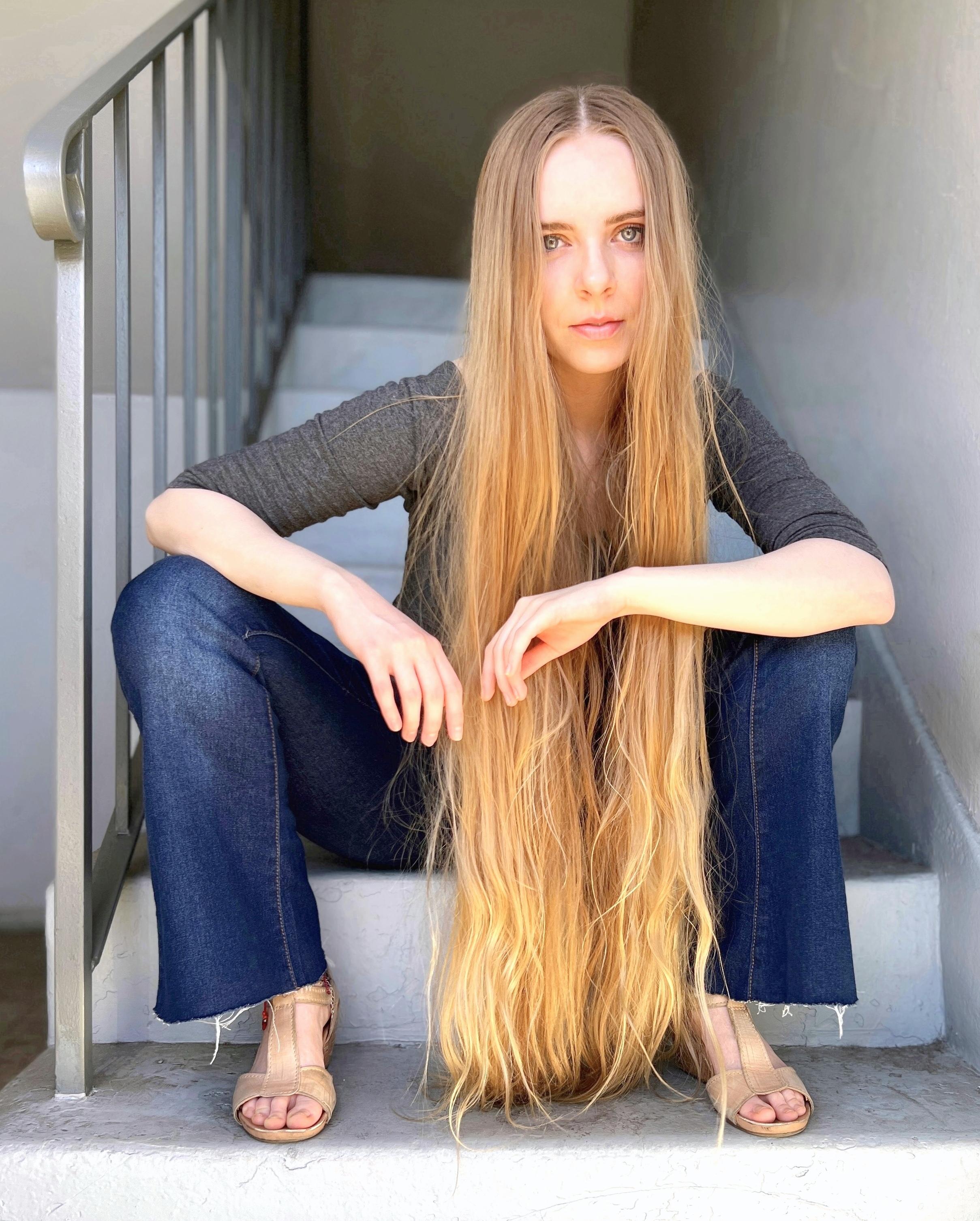Darcy Rose Byrnes image