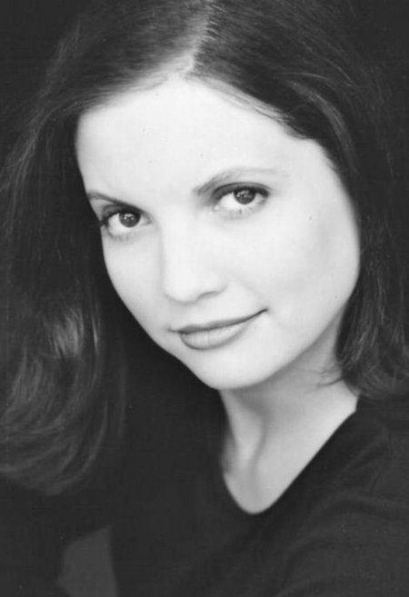 Amy Brown image