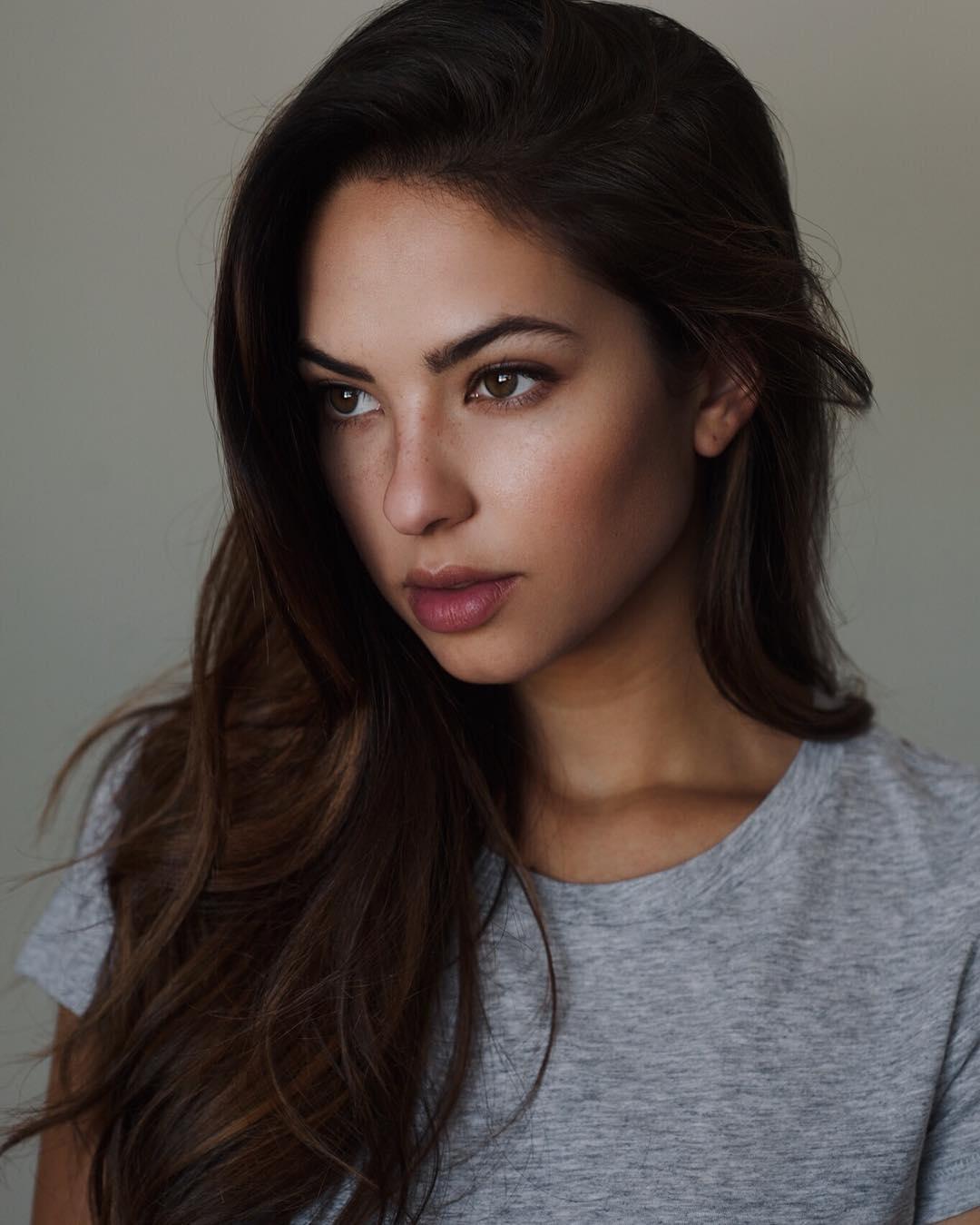 Christen Harper image