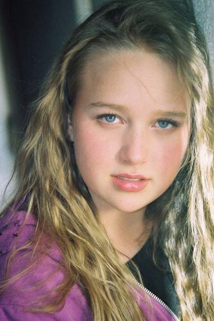 Amy Bruckner image