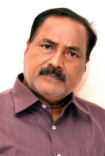 Sphadikam George image
