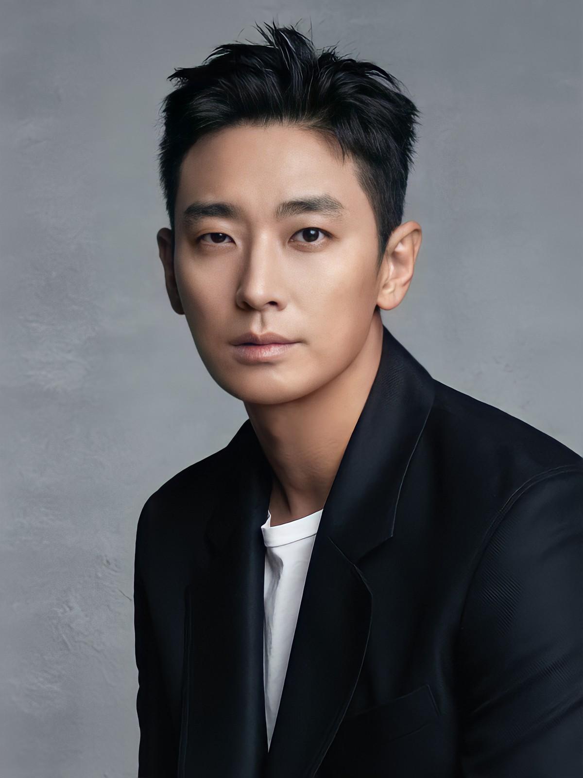Ju Ji-hoon image