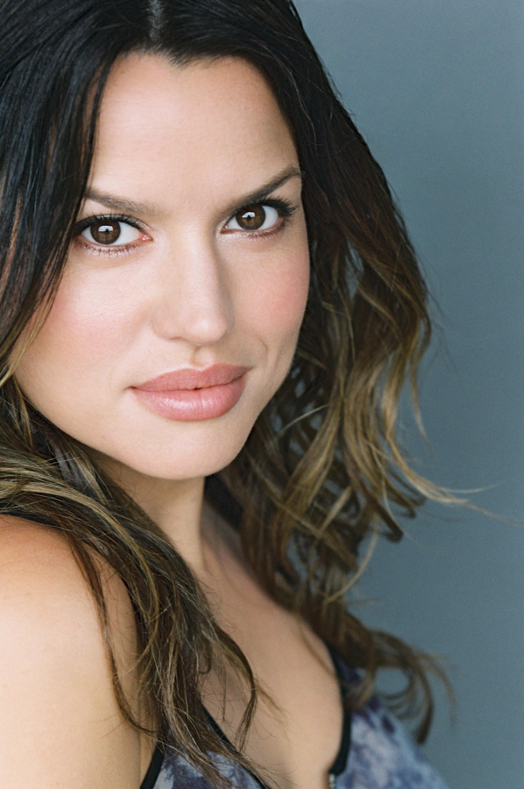 Caroline Morahan image