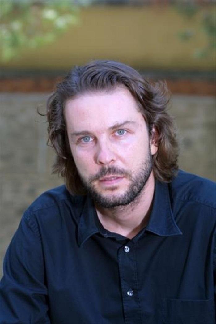 Manos Zaharakos image