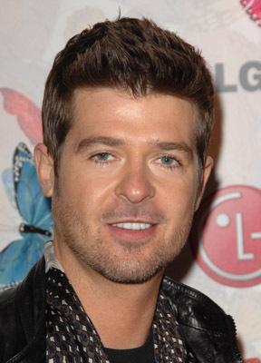 Robin Thicke image