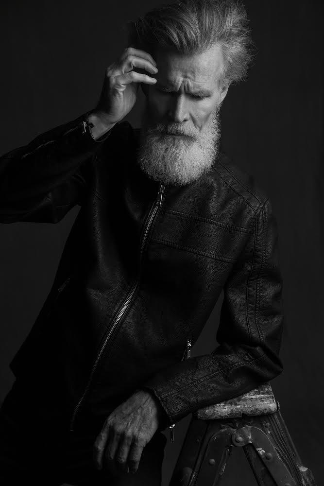 Tom Nelis image