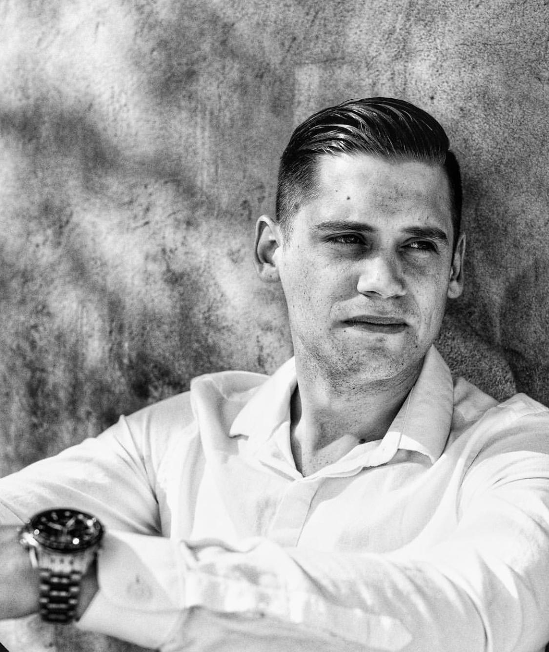 Tony Oller image