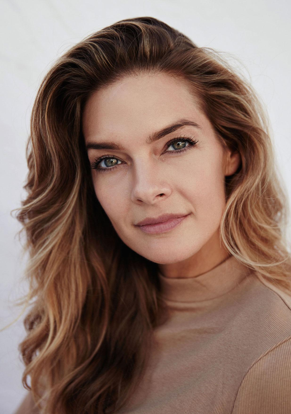 Nicole Steinwedell image