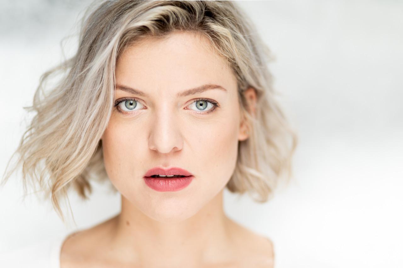 Ella Leyers image