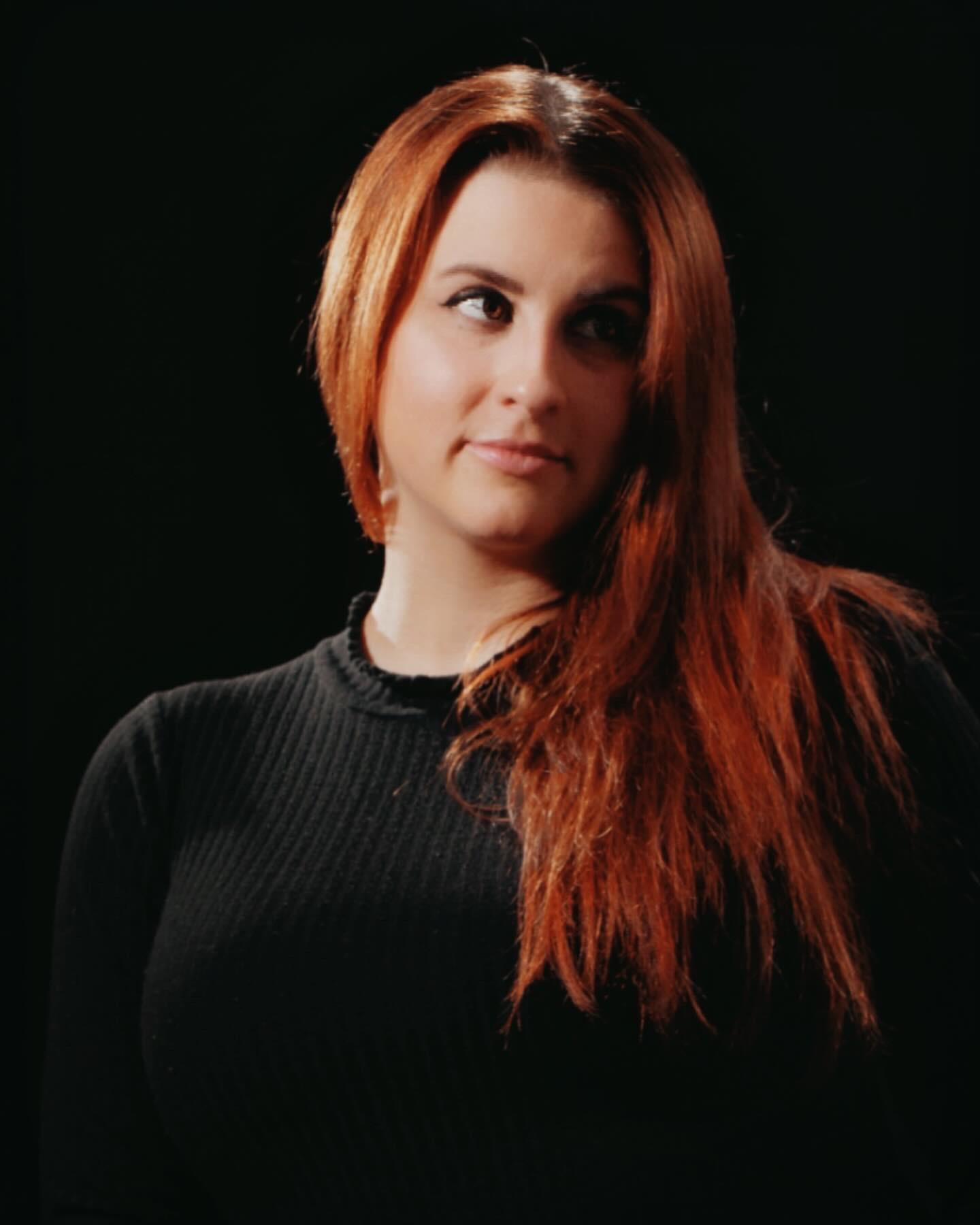 Julie Scanlan image