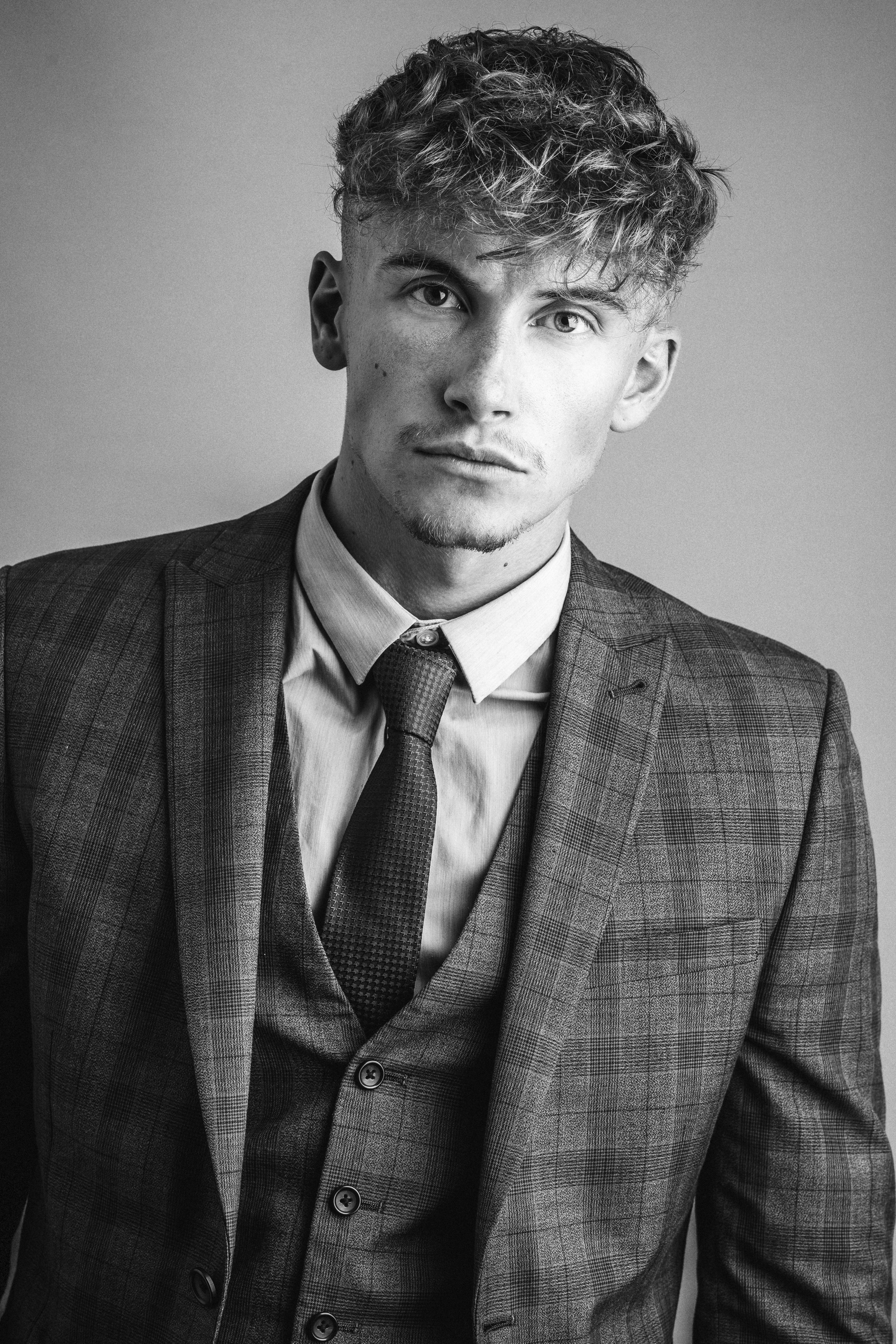 Lewis Santer image