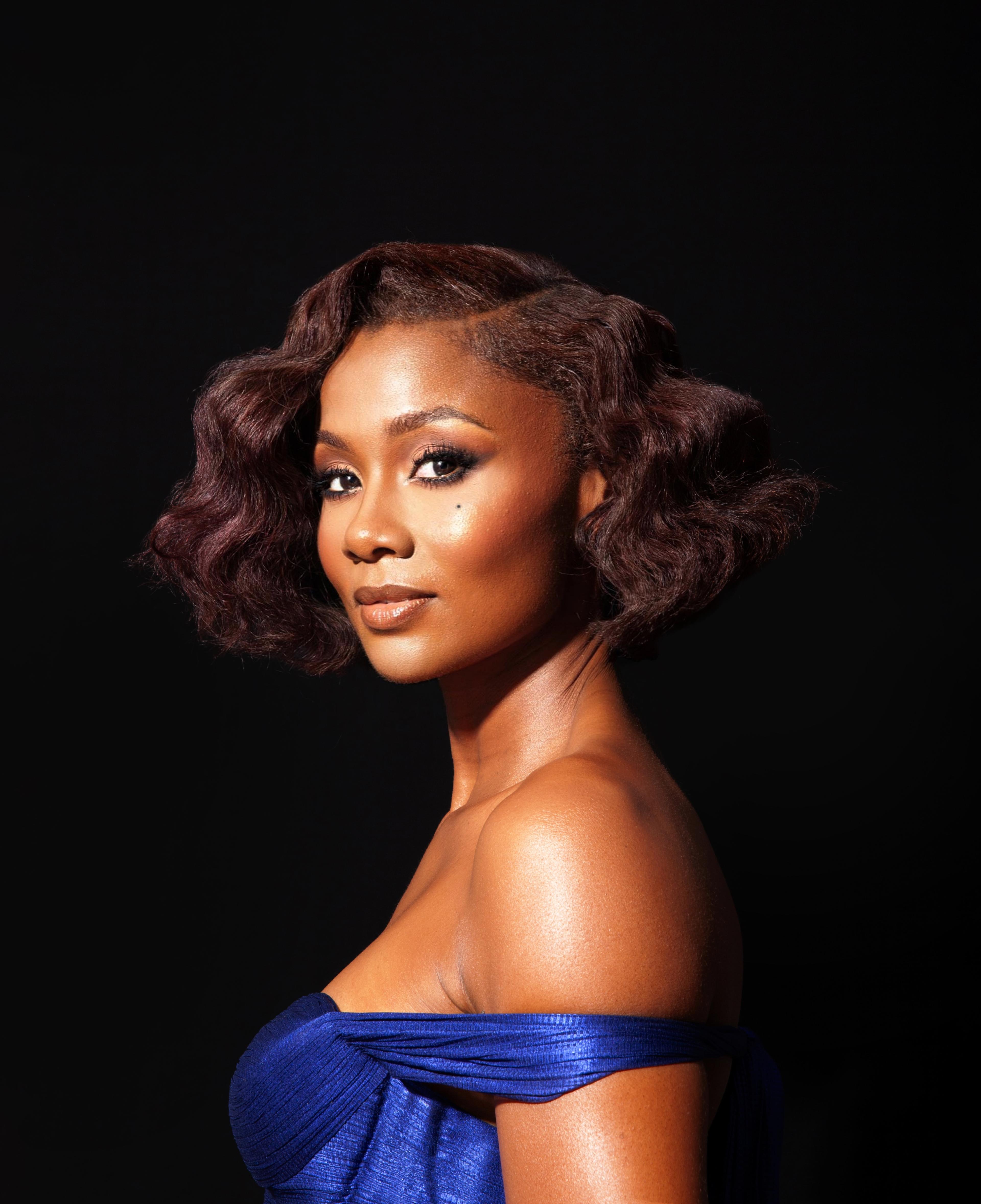 Emayatzy Corinealdi image