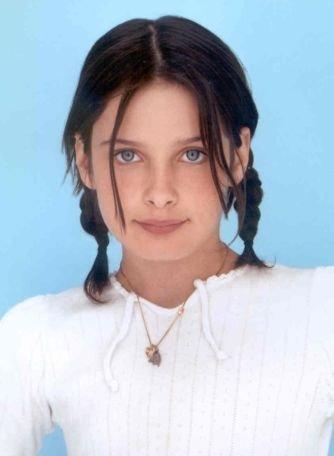 Flora Cross image