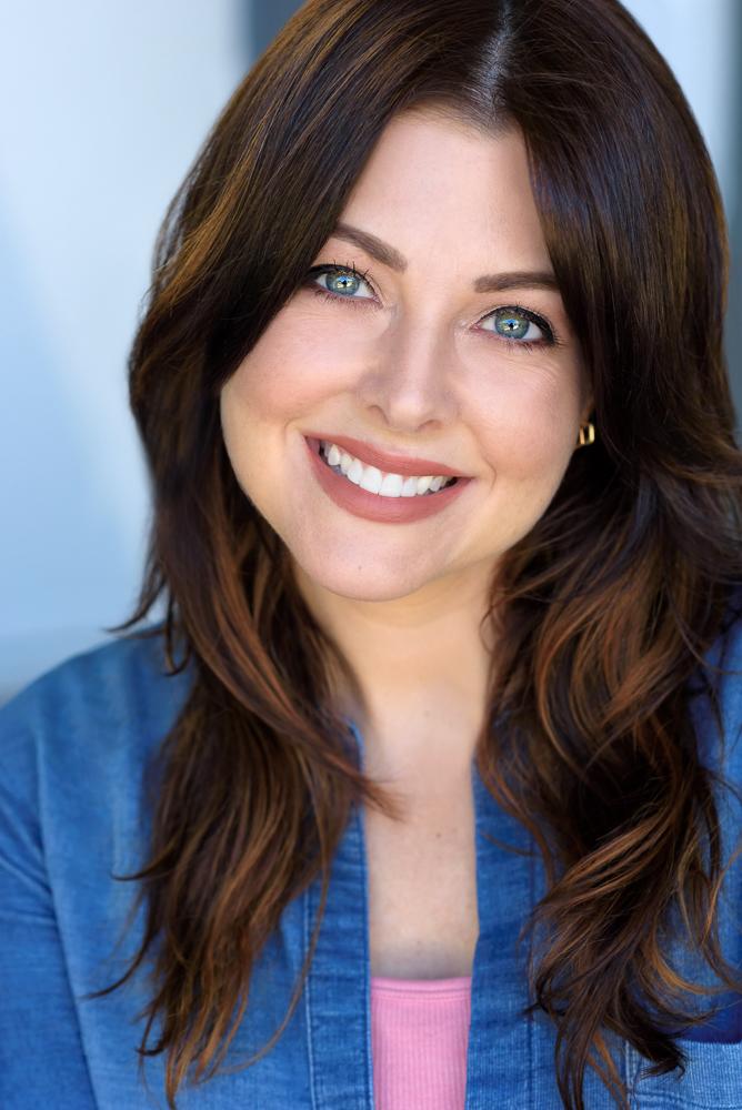 Erin Cline image