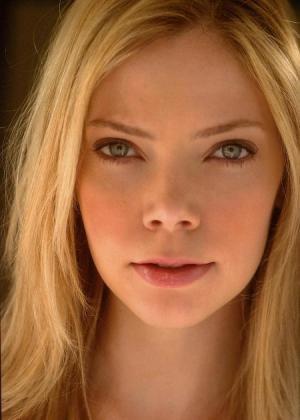 Riki Lindhome image