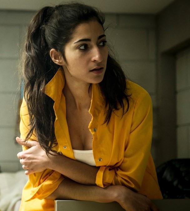 Alba Flores image