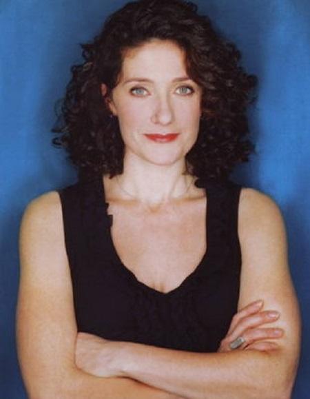 Sarah Orenstein image