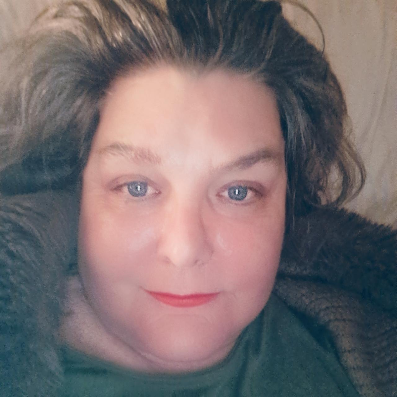Liz Bauer image