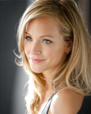 Amanda Clayton image