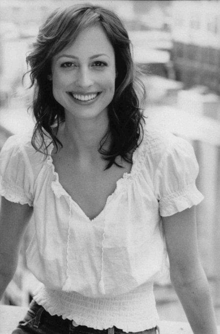 Alexie Gilmore image