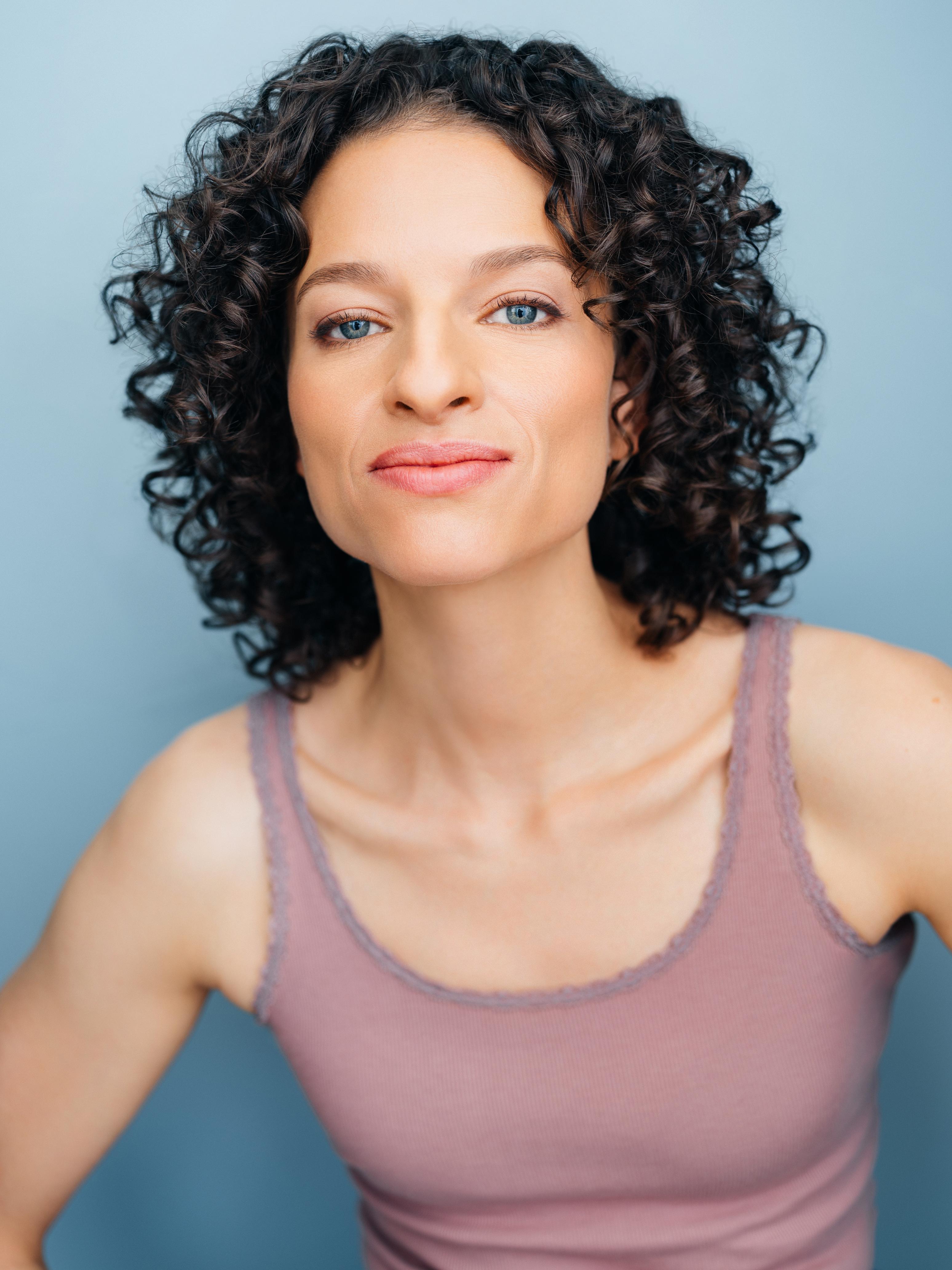 Cassandra Cruz image
