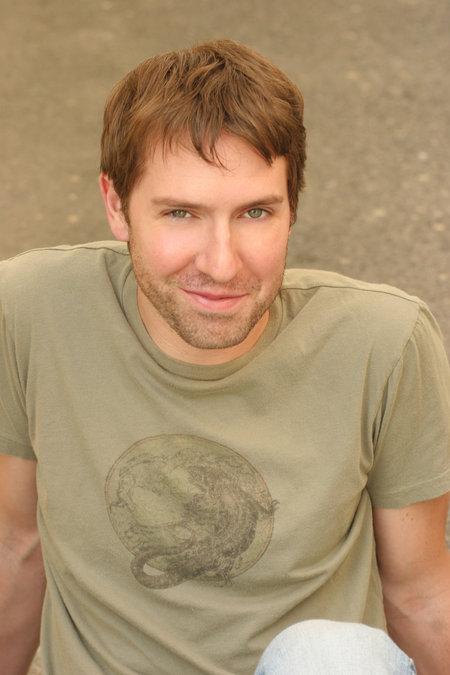 Paul Howard image