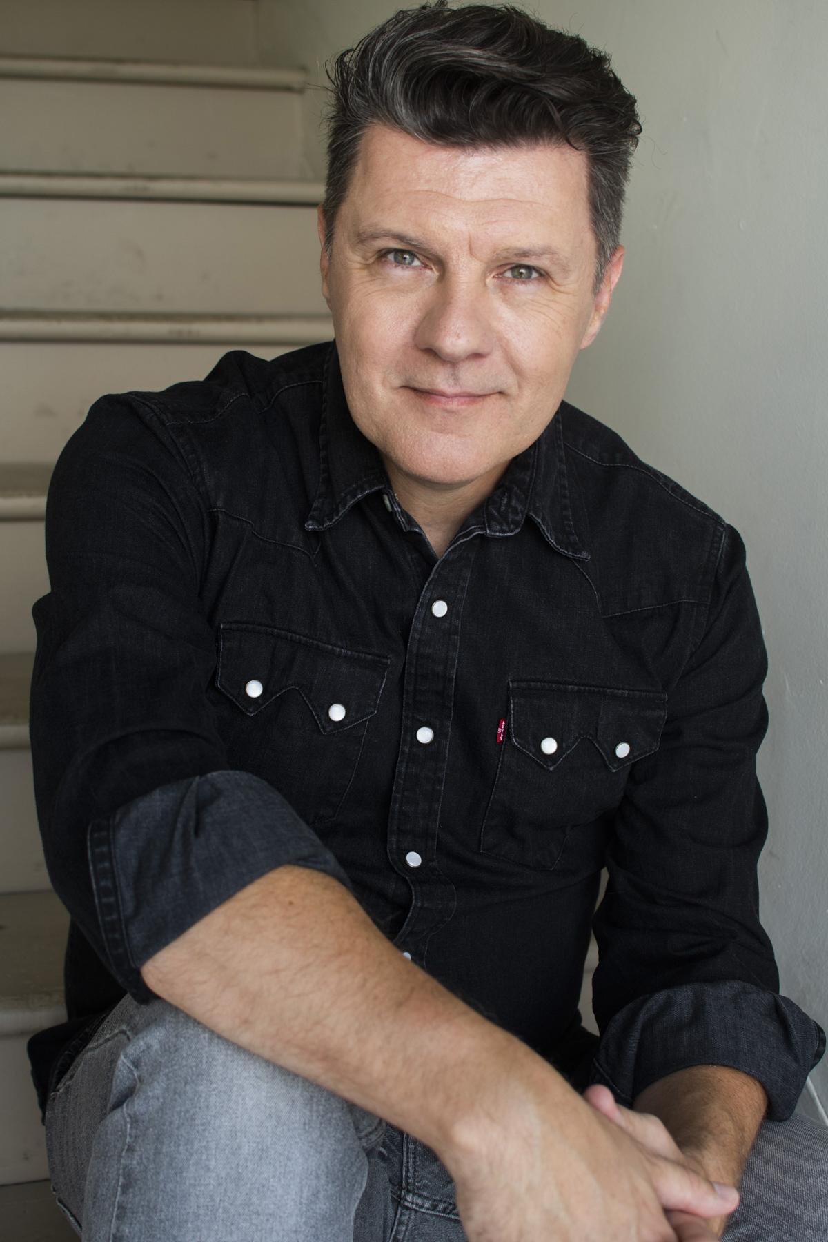 Colin Paradine image