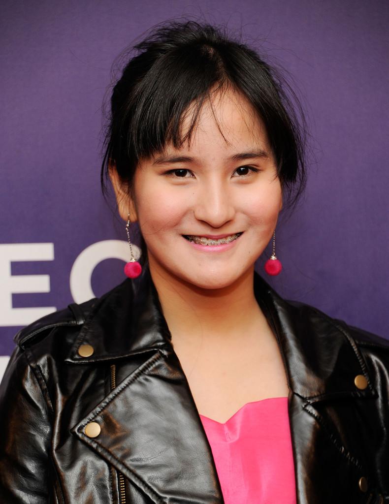 Ella Guevara image