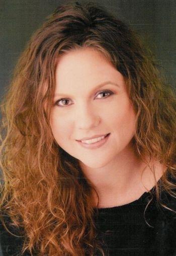 Mia Frost image